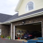 House Front Facade (Willamette Broken Top Stone)